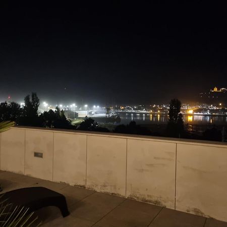 River Town View - Luxury Apartment With Jacuzzi On Terrace Viana do Castelo Exterior foto